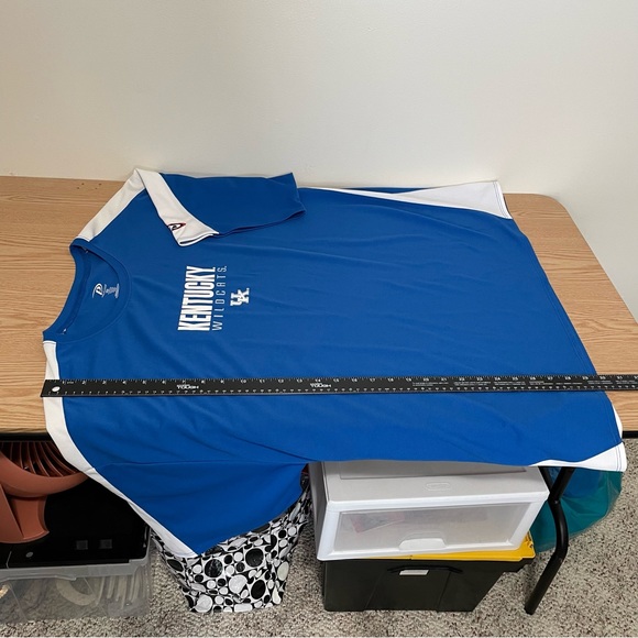 Pro Player Kentucky Wildcats t-shirt - Picture 9 of 13